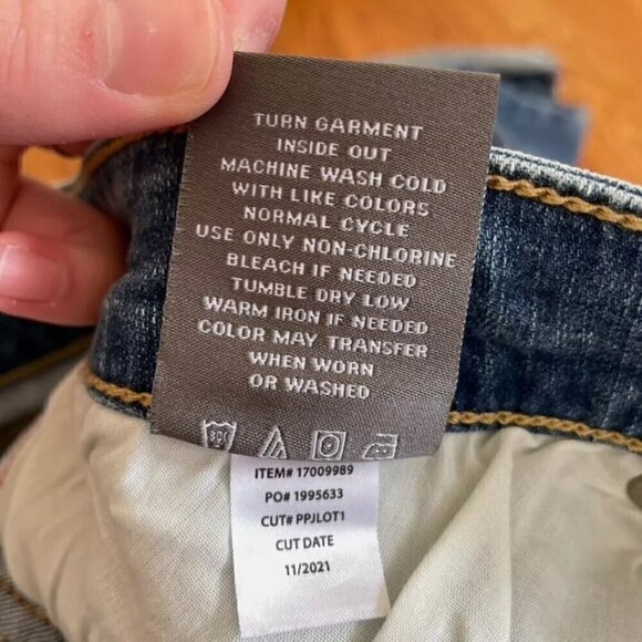 NEW NWT TORRID Plus Size Crop Boyfriend Straight Vintage Stretch Mid Rise Jean - Picture 8 of 12